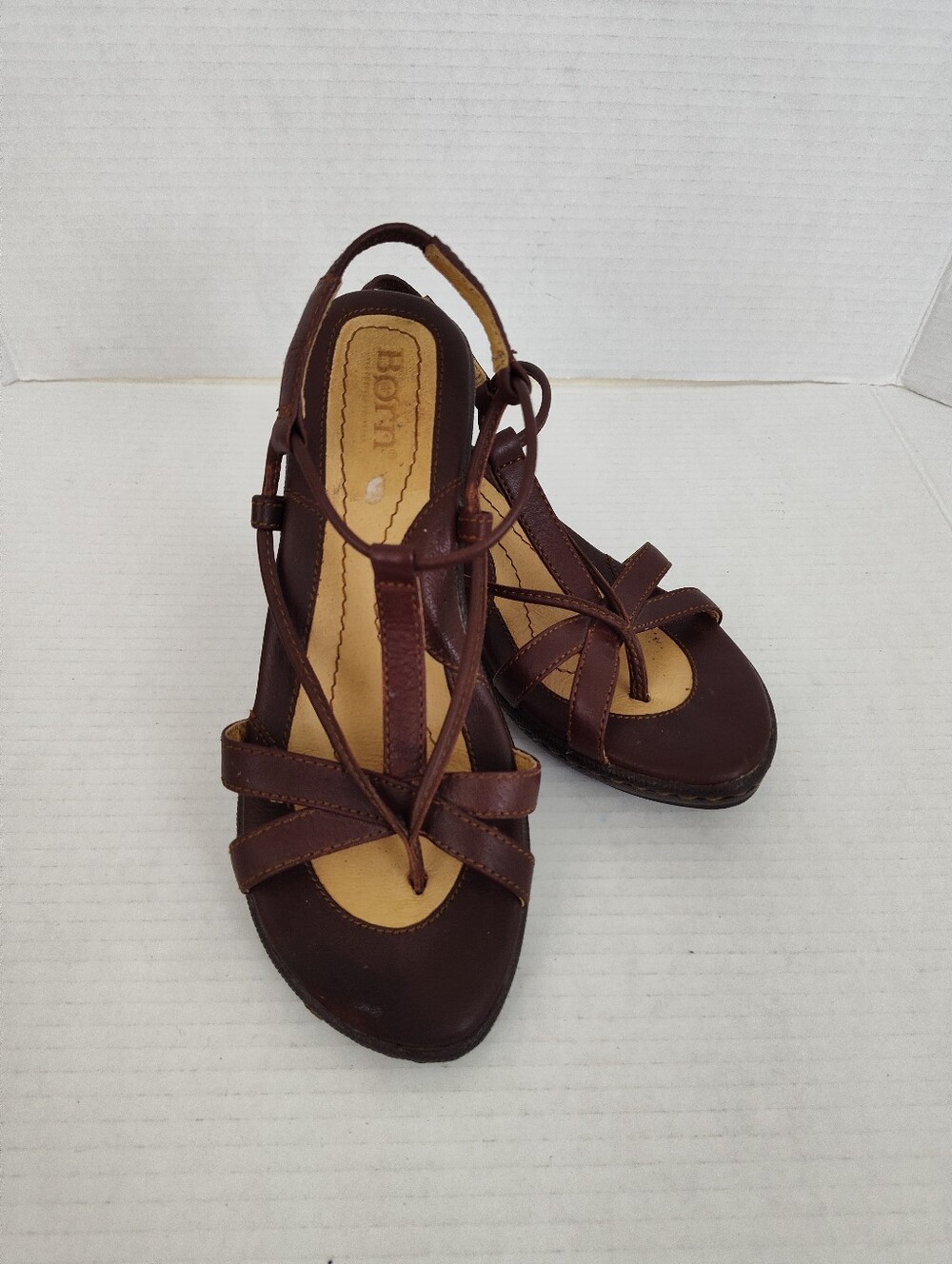 Born Strappy Slingback Sandals Size 6 Brown Leather Thong Toe Low Heel